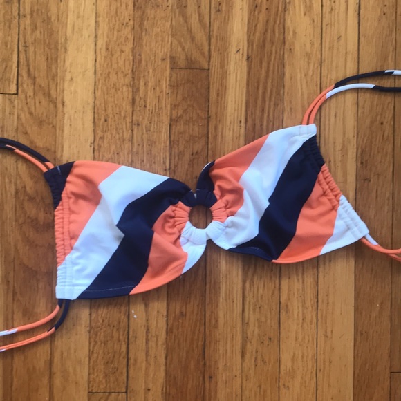 Victoria’s Secret striped O-ring halter bikini top - Picture 8 of 10